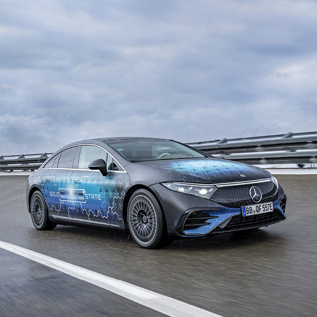 Revolutionaire solid-state Revolutionaire solid-state