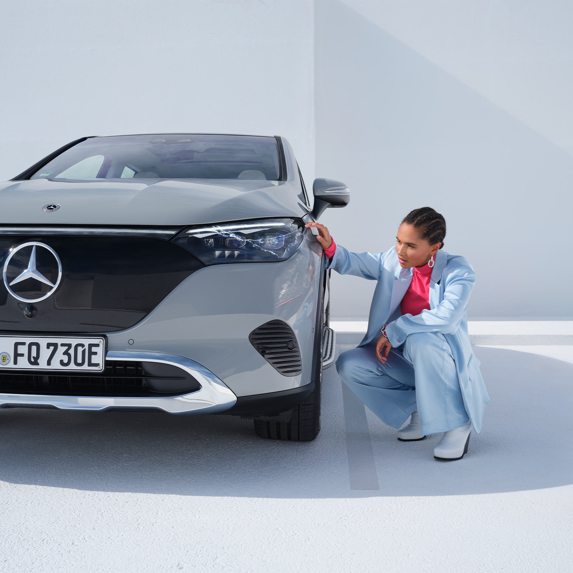 Assistance en cas d'accident et de panne | Equipement de série | Mercedes-Benz L'assistance en cas d'accident et de panne fait partie de l'équipement de série des services connectés Mercedes-Benz.