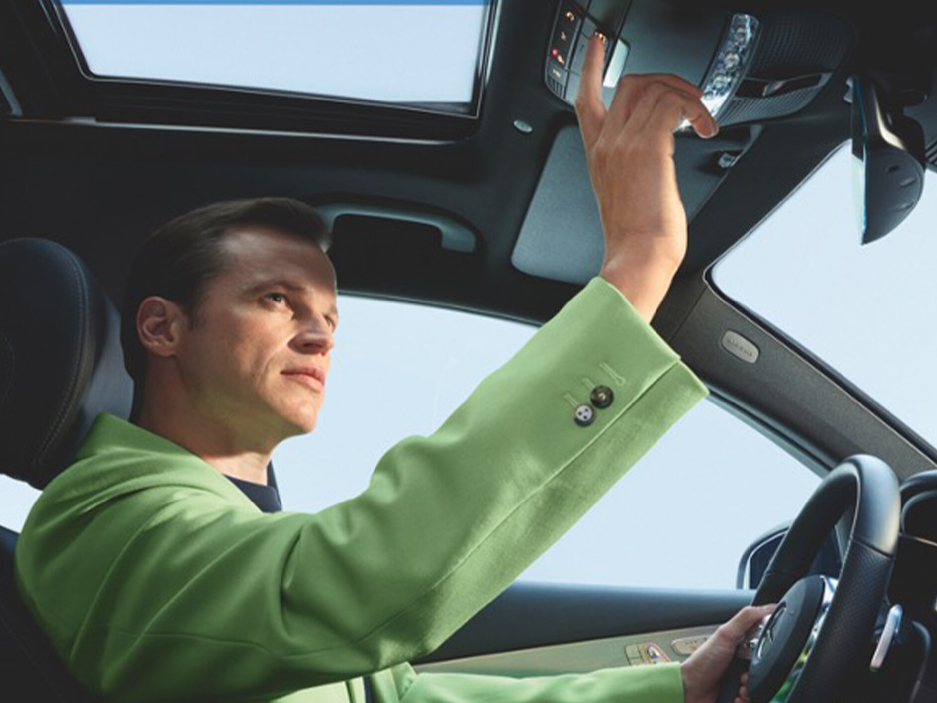Le système d'appel d'urgence Mercedes-Benz fait partie de l'équipement de série des services connectés Mercedes-Benz.