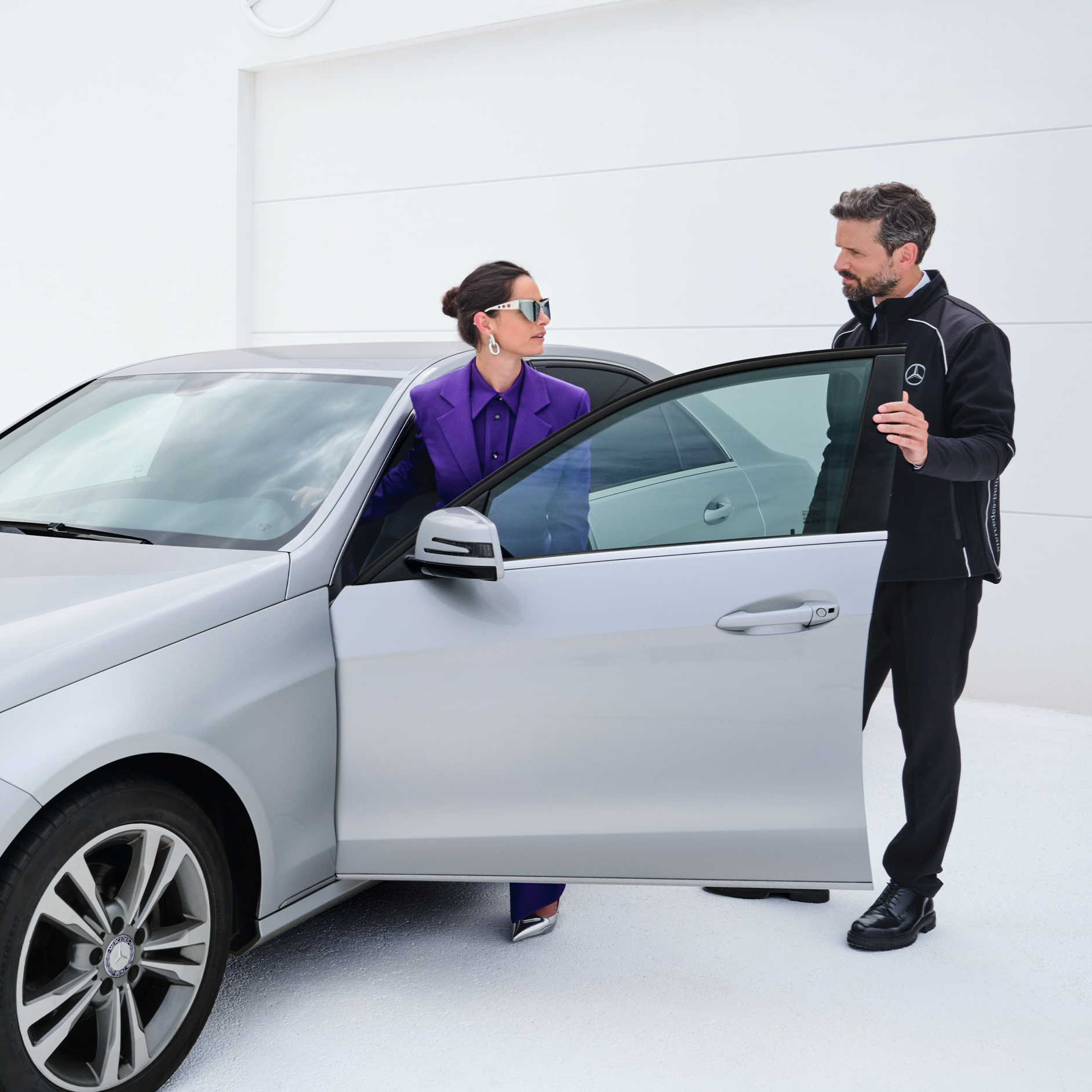 Arrêt de l'application Service | Application Service | Mercedes-Benz L'arrêt de l'application Mercedes-Benz Service.