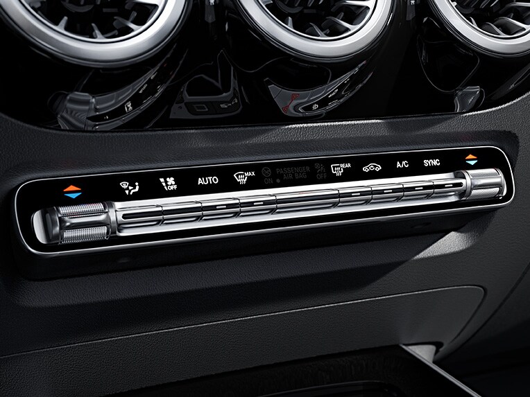 De automatische airconditioning THERMOTRONIC in de nieuwe B-Klasse.