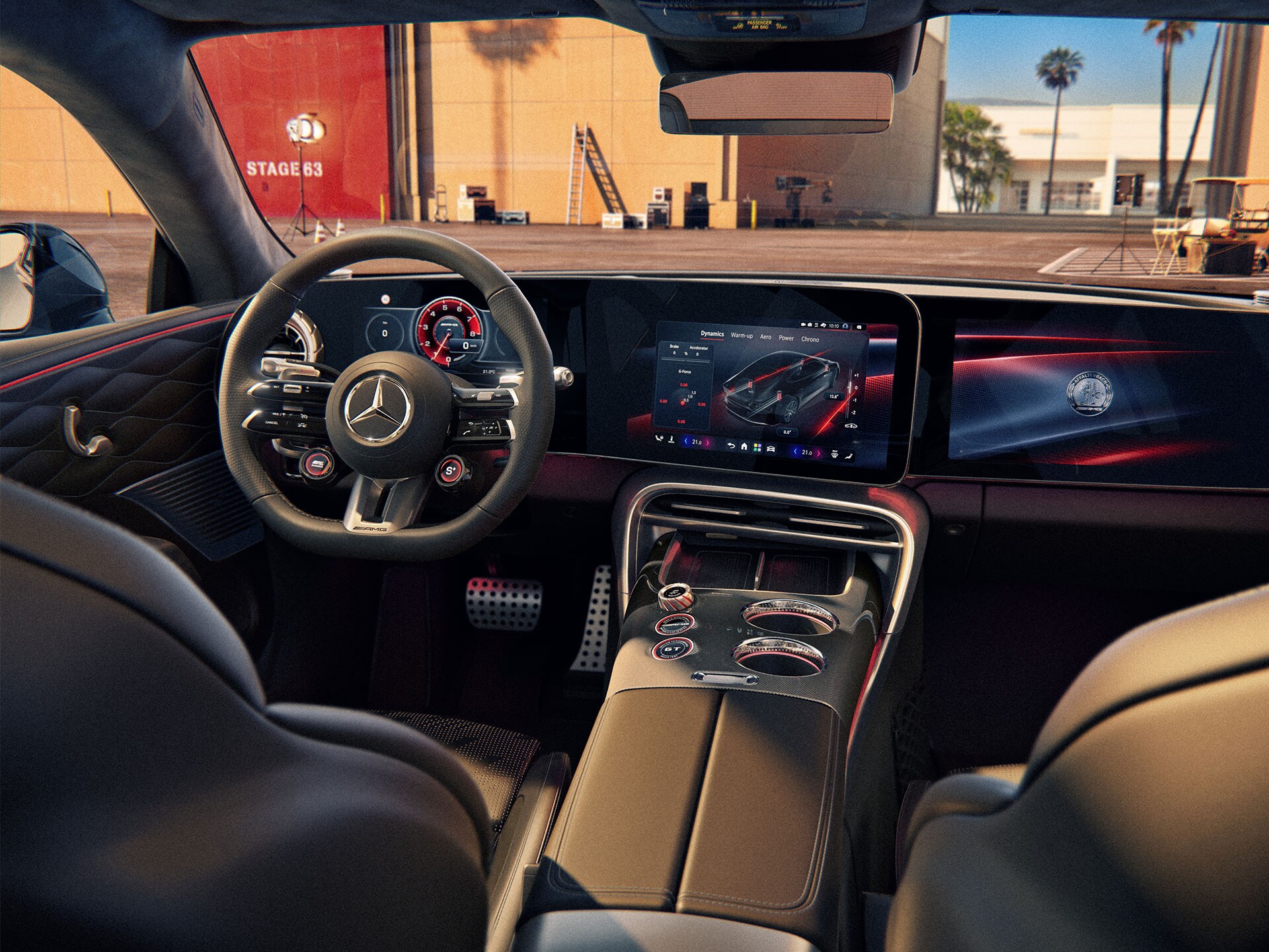 Le poste de conduite orienté conducteur dans la toute nouvelle Mercedes-AMG GT&nbsp;53 Coupé.