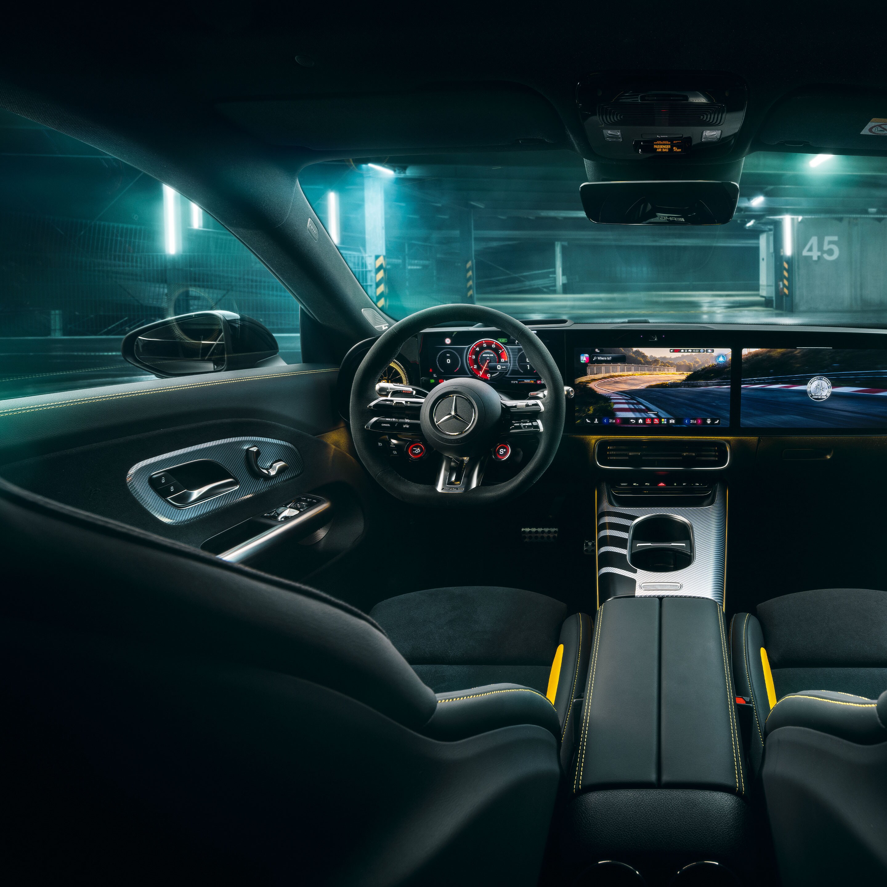 L'intérieur du nouveau Mercedes-AMG CLA 45 4MATIC+ électrique.