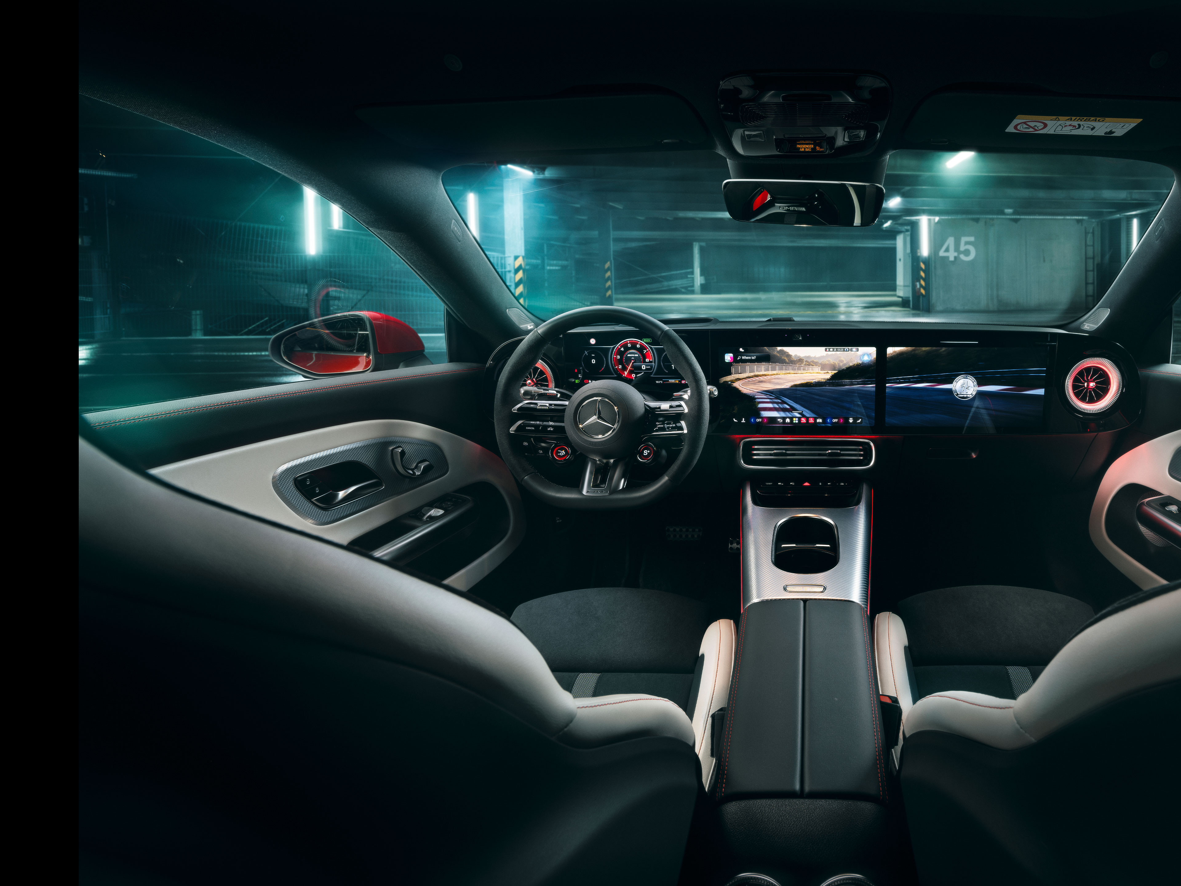 Interieur | CLA Shooting Brake | Mercedes-AMG Het interieur van de nieuwe elektrische Mercedes-AMG CLA 45 4MATIC+ Shooting Brake.