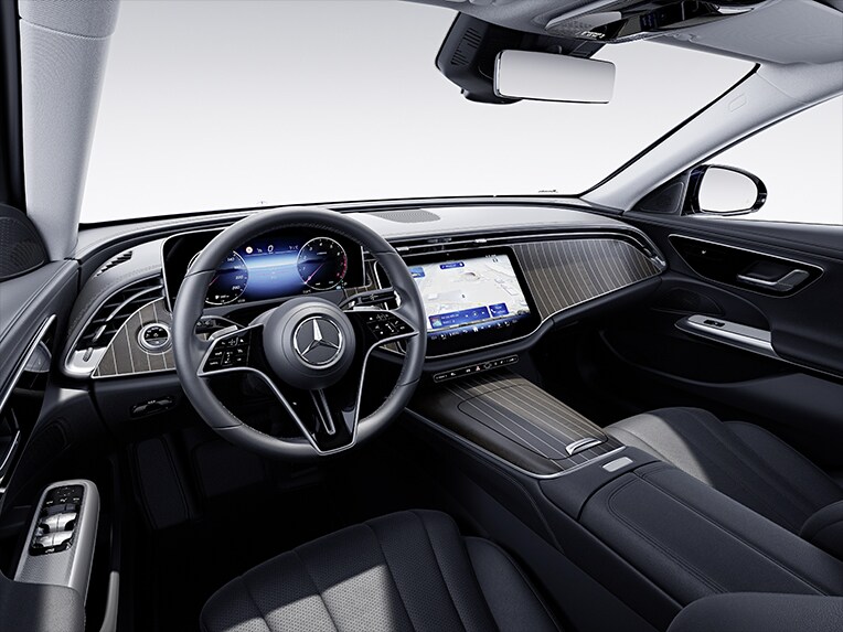 Het interieur van de E-Klasse van Mercedes-Benz met uitrustingslijn EXCLUSIVE.