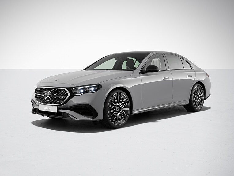 Het exterieur van de E-Klasse Limousine van Mercedes-Benz met het Nightpakket.