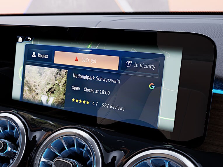 Place Details provided by Google dans le nouvel EQB de Mercedes-Benz.