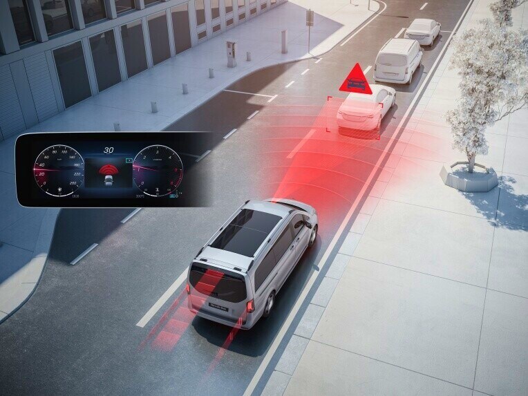 Active Brake Assist kan u helpen om ongevallen met andere weggebruikers te vermijden of om de gevolgen van ongevallen te beperken.