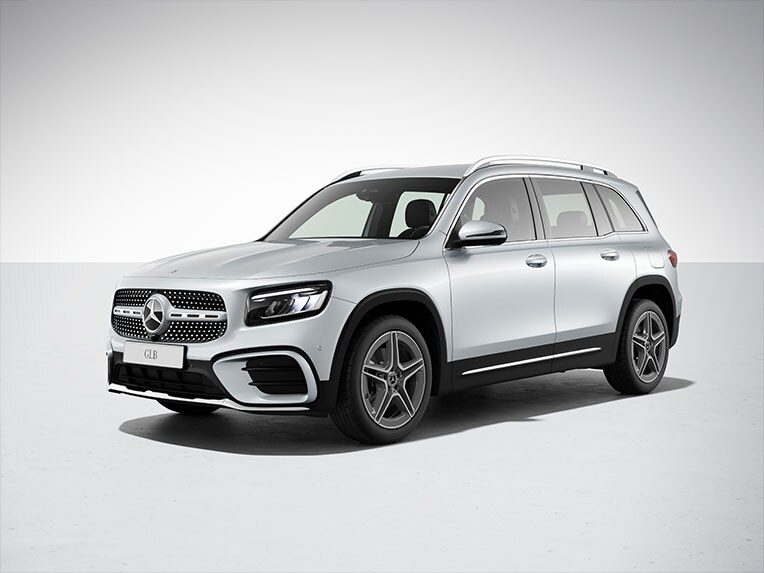 Vue extérieure de 3/4 de la Mercedes-Benz GLB équipée de l'AMG Line.