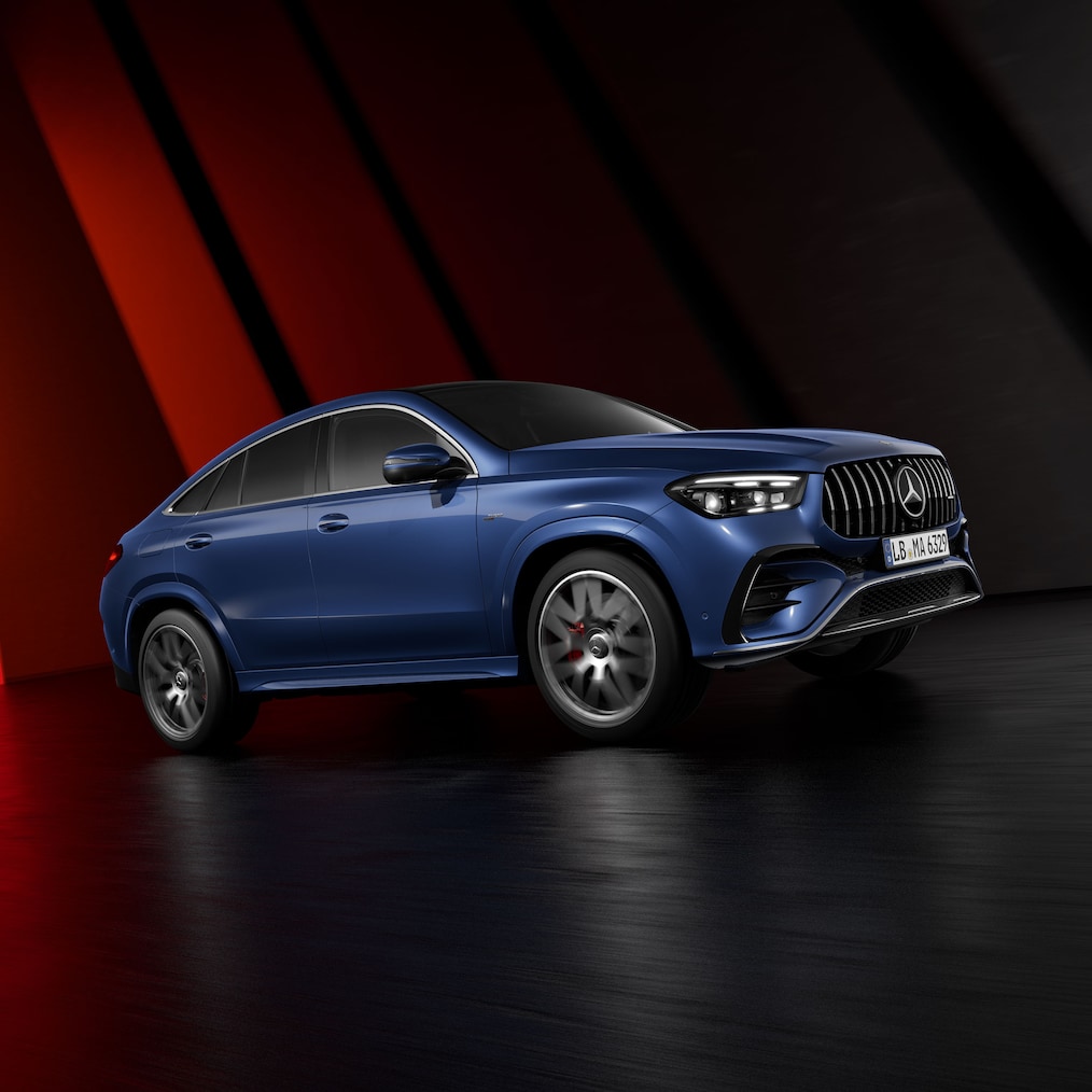 Vue dynamique d'une Mercedes-AMG GLE Coupé.