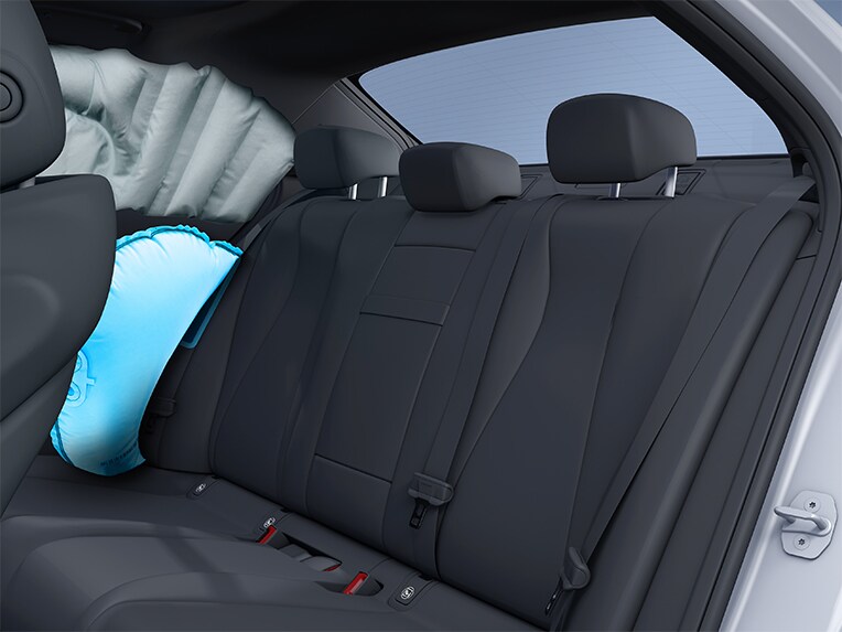 Les airbags latéraux à l'arrière de la Mercedes-Benz GLE Coupé.