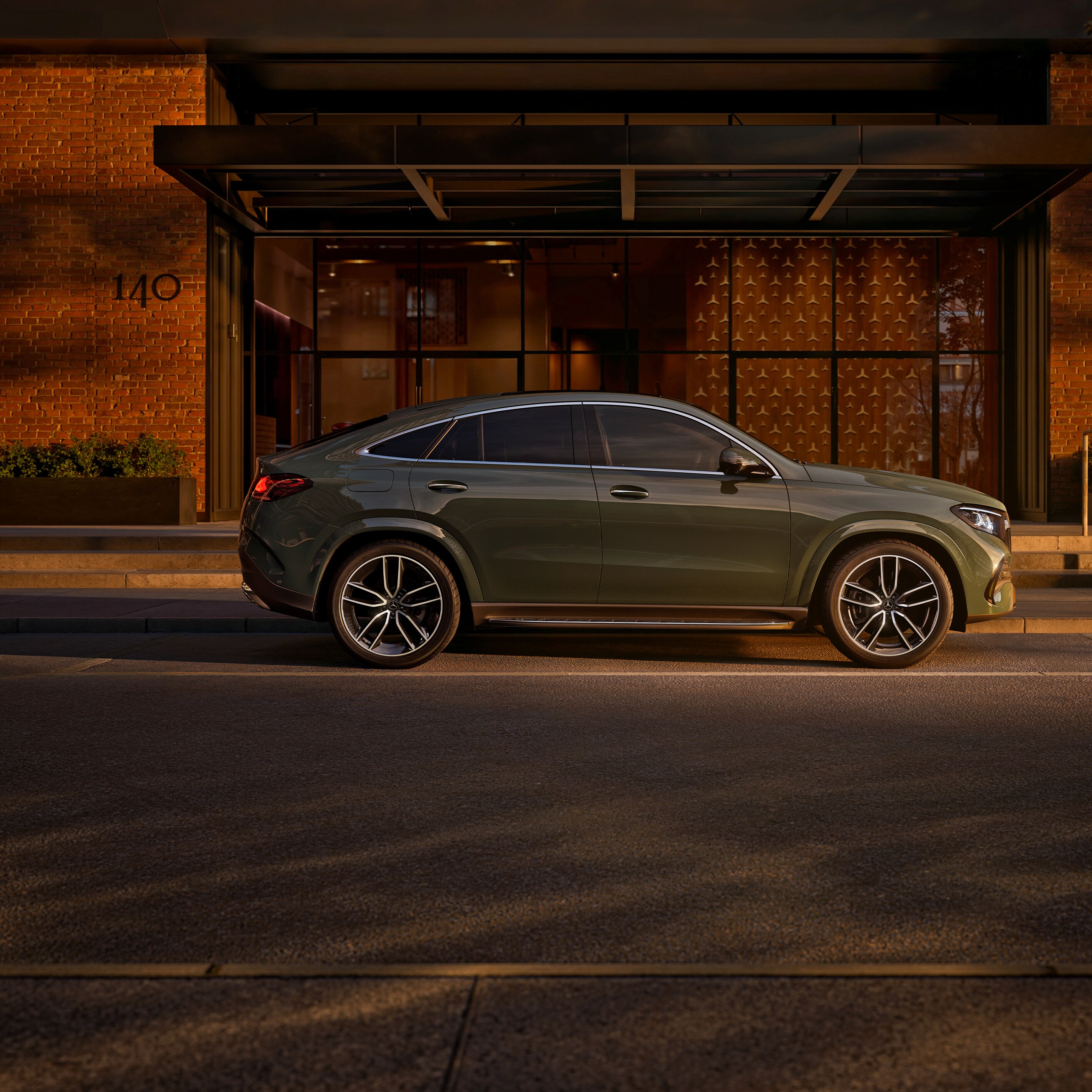 Exterieur van de nieuwe GLE Coupé.