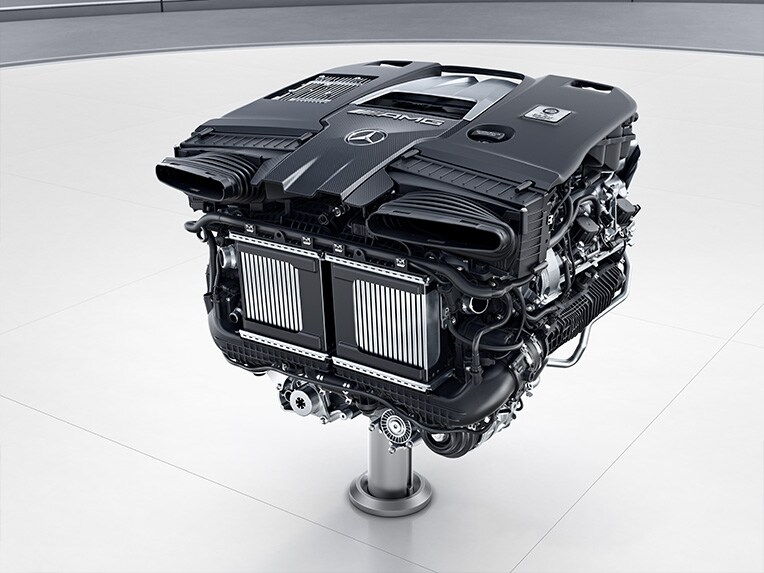 AMG-motorafdekplaat van carbon van de GLS 63 4MATIC+ van Mercedes-AMG.