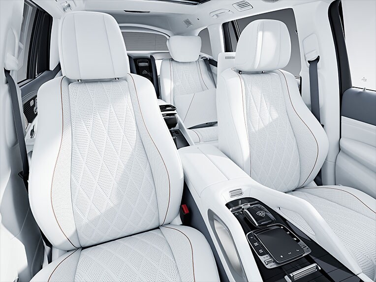 Les sièges de massage climatisés de la Mercedes-Maybach GLS.