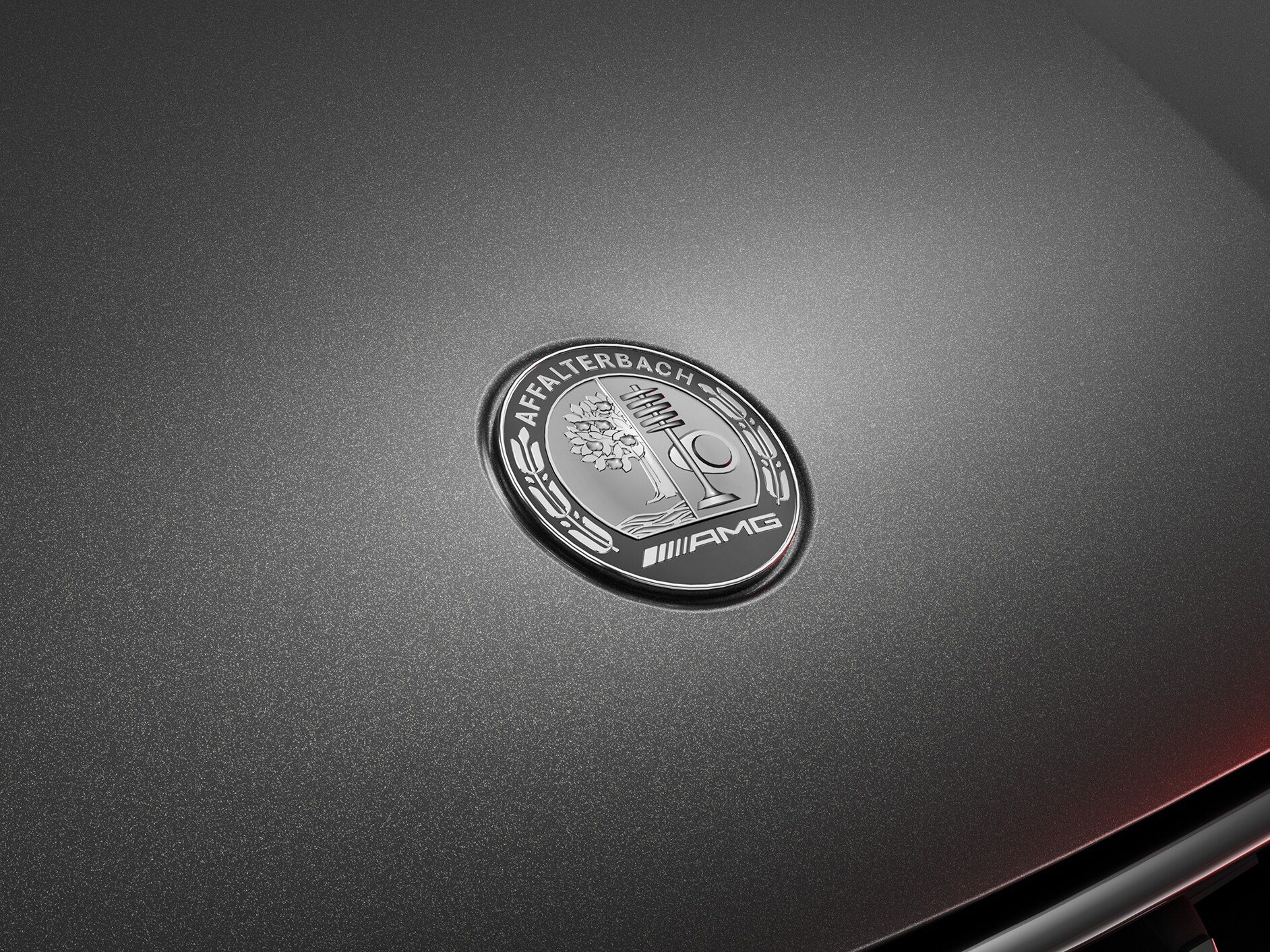 Un véhicule Mercedes-AMG dans une vue latérale.