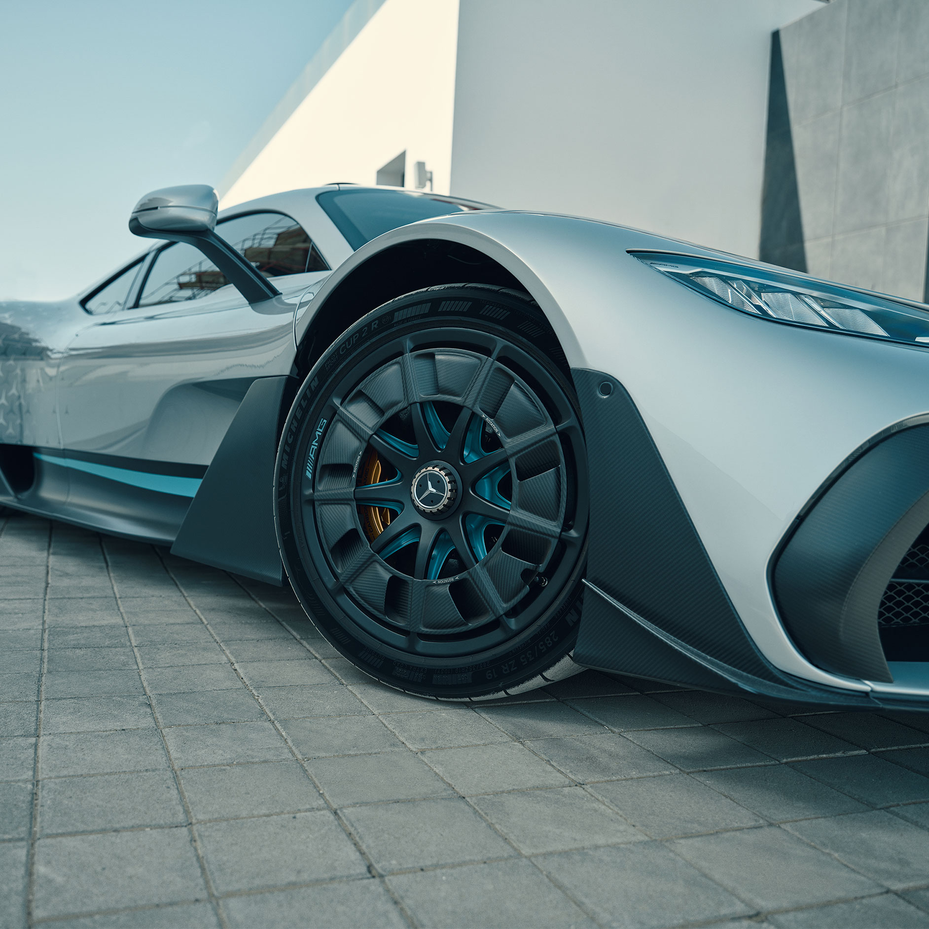 Hyperperformance | ONE | Mercedes-AMG Detailopname van een velg van de Mercedes-AMG ONE.