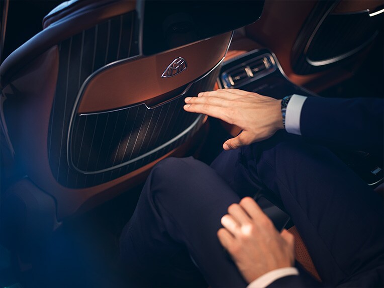 Het achtercompartiment van de Mercedes-Maybach S-Klasse.