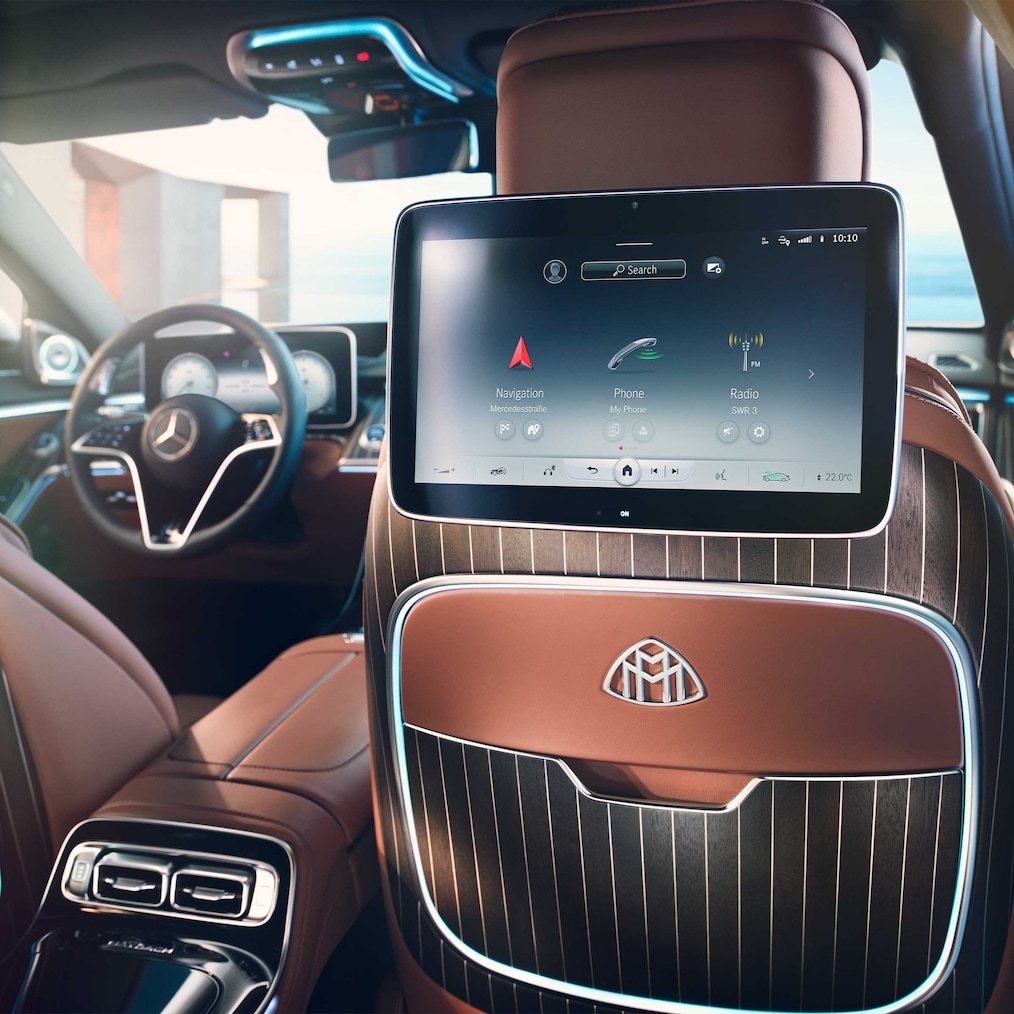 MANUFAKTUR-rugleuningafdekking van de Mercedes-Maybach S-Klasse.