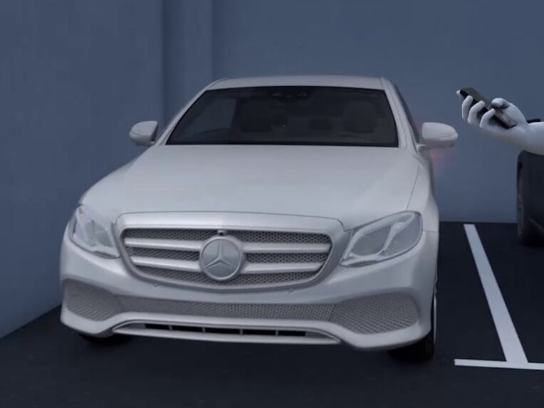 Grafische voorstelling van het parkeerpakket met remote parkeerfuncties van de Mercedes-Benz S-Klasse Limousine.