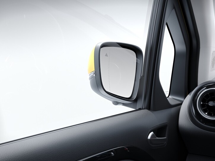 Automatisch in- en uitklappende buitenspiegel bij de Mercedes-Benz T-Klasse.