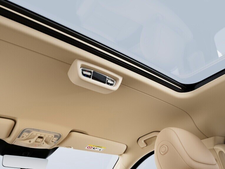 De semi-automatische airconditioning TEMPMATIC achterin verwent de inzittenden in het achtercompartiment met een aangenaam klimaatcomfort.