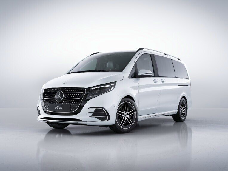 Typische AMG elementen en hoogwaardige details zorgen voor meer sportiviteit en individualiteit van jouw voertuig.