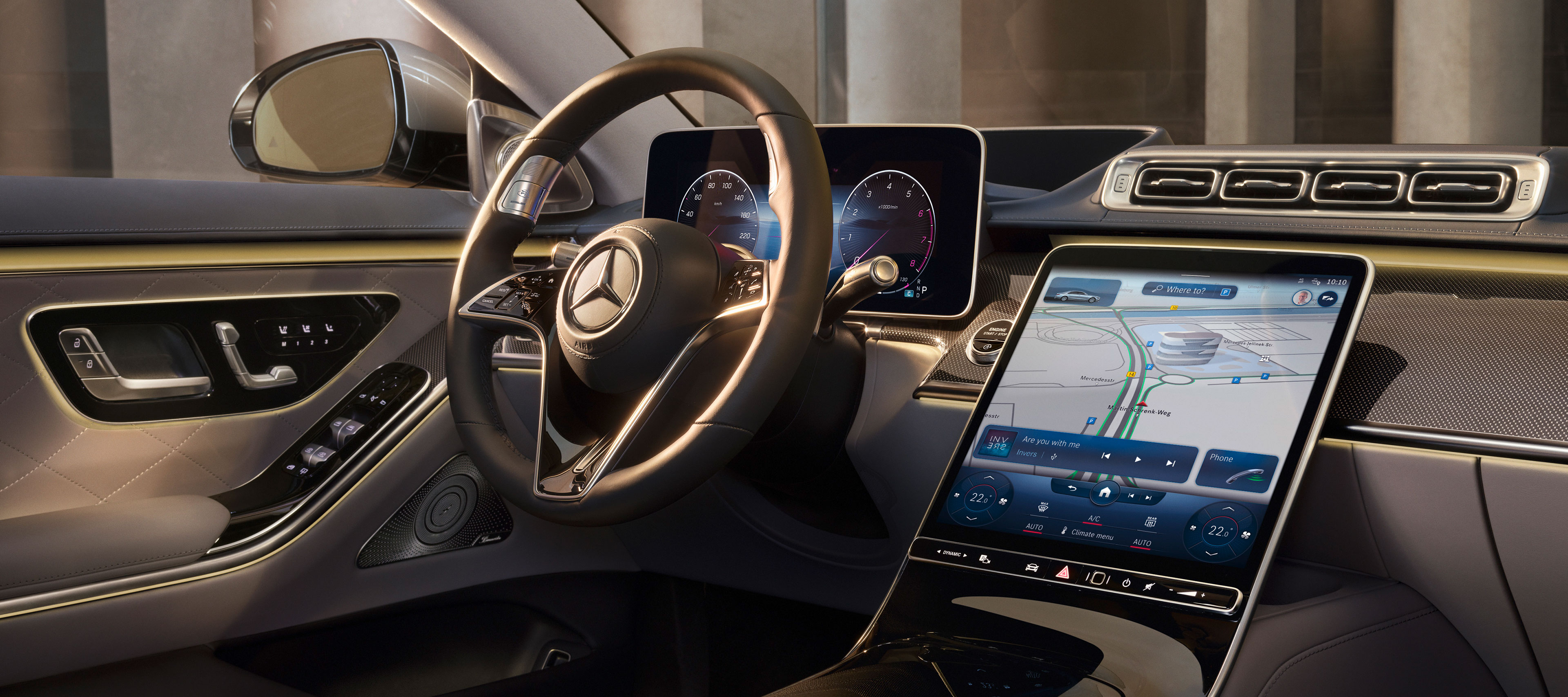Ecran d'accueil MBUX Zero Layer Habitacle avec vue sur le grand écran tactile avec MBUX de la nouvelle Mercedes-Benz Classe S.