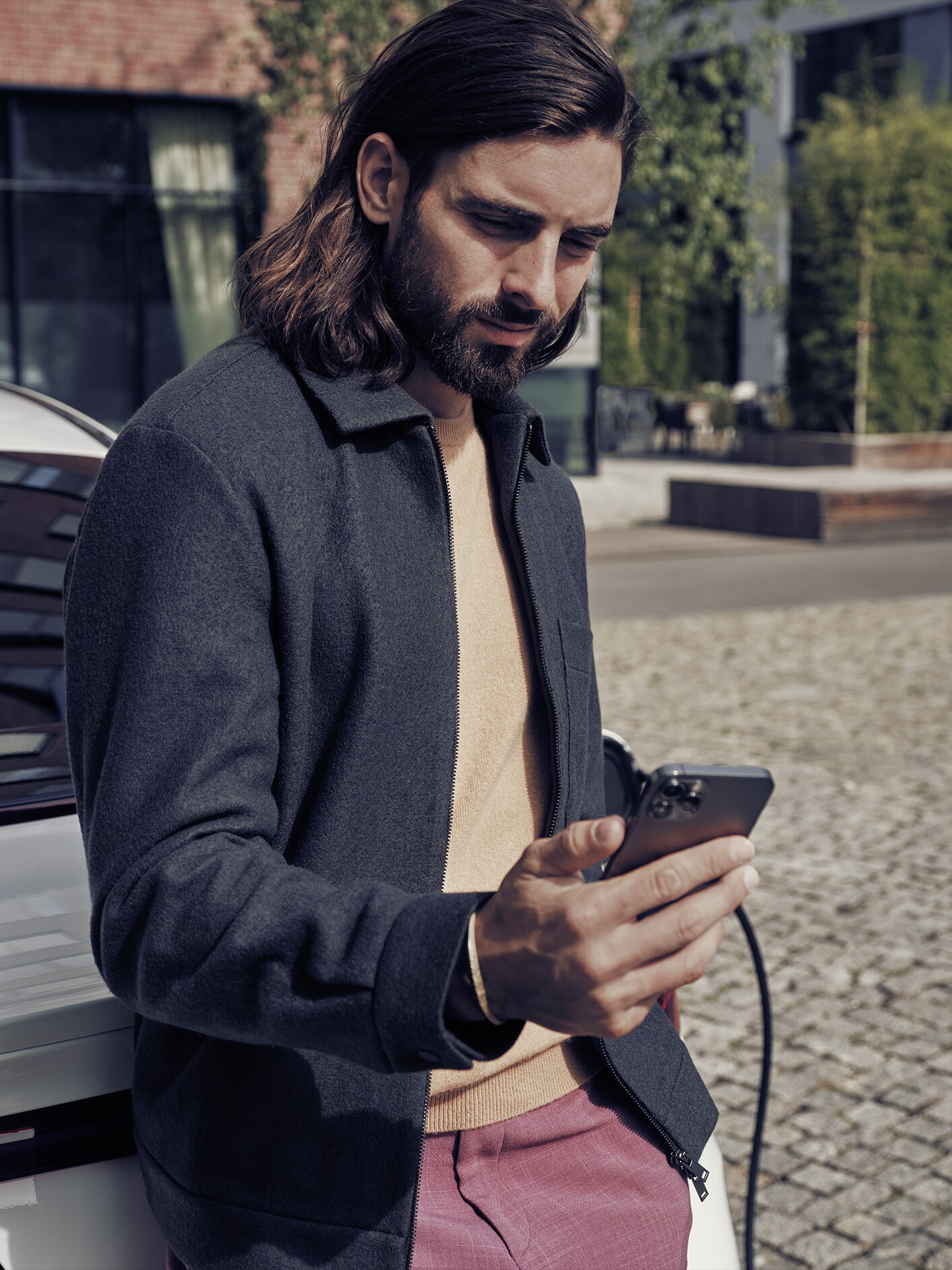 MB.CHARGE Public de Mercedes-Benz.