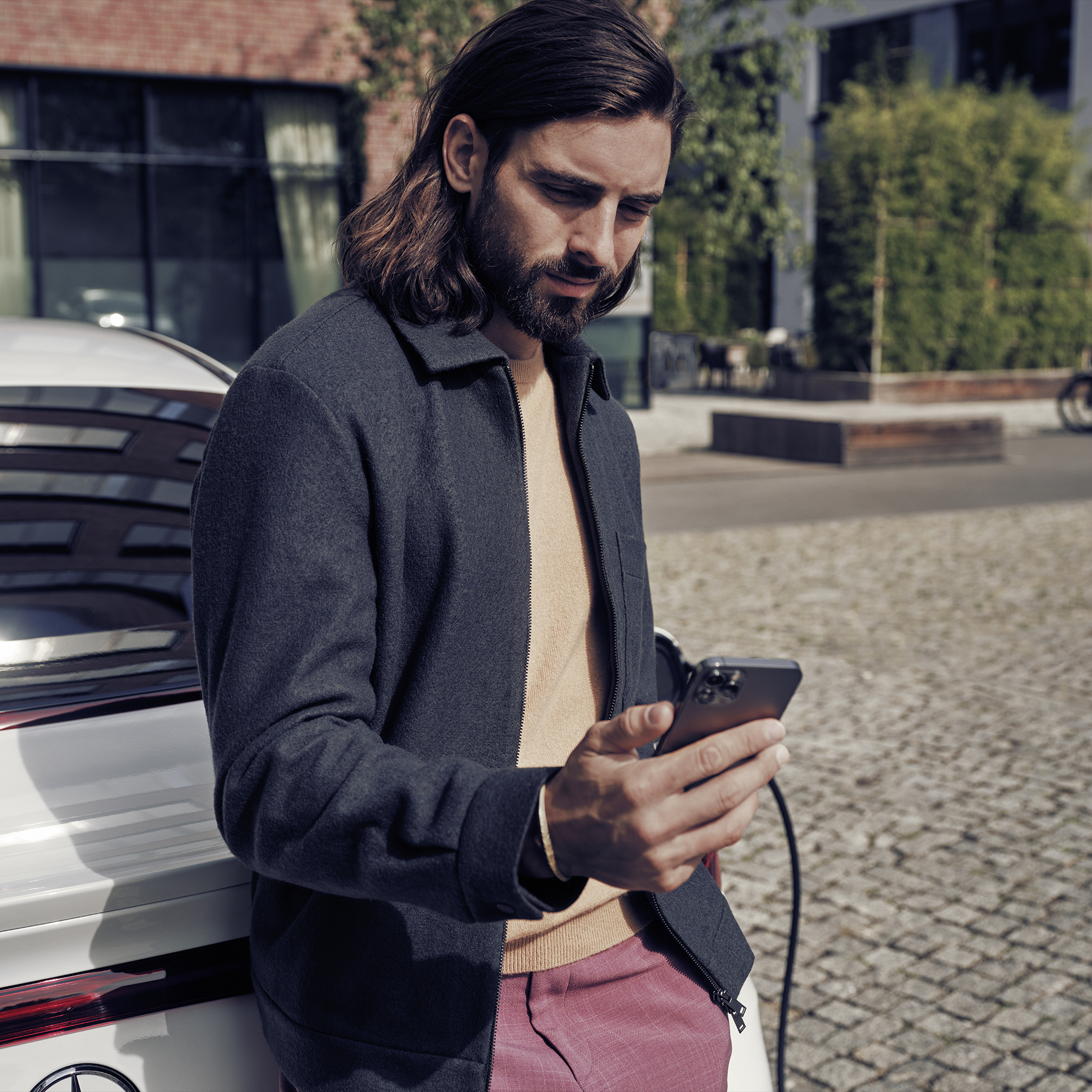 MB.CHARGE Public | Recharge en déplacement | Mercedes-Benz MB.CHARGE Public de Mercedes-Benz.