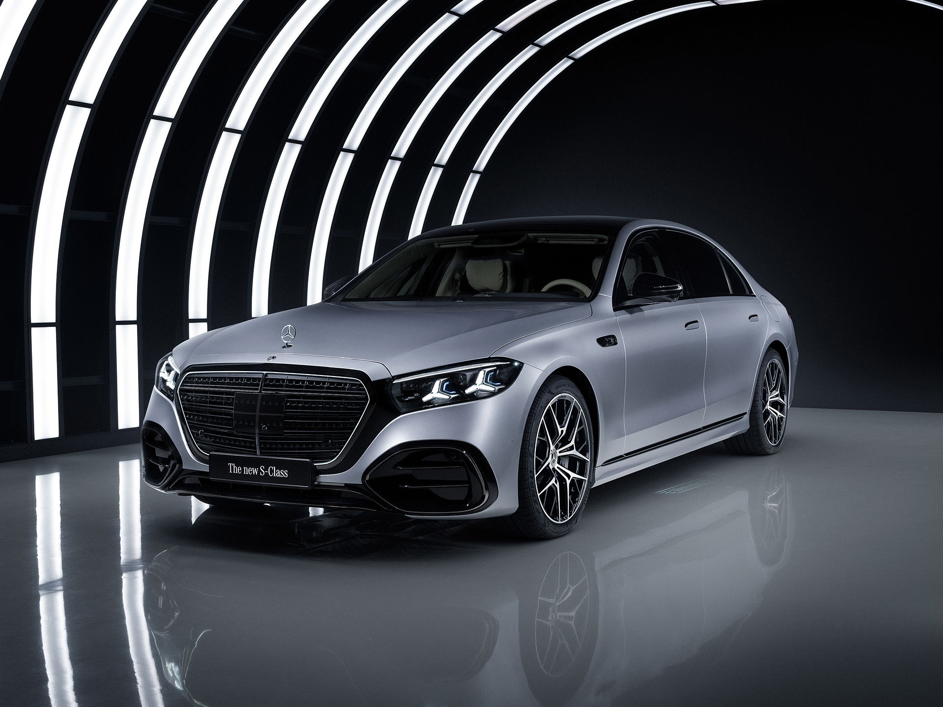 Technologie | Aandrijflijntechnologieën | Mercedes-Benz Een afbeelding die de technologie achter de aandrijflijnen van Mercedes-Benz laat zien.