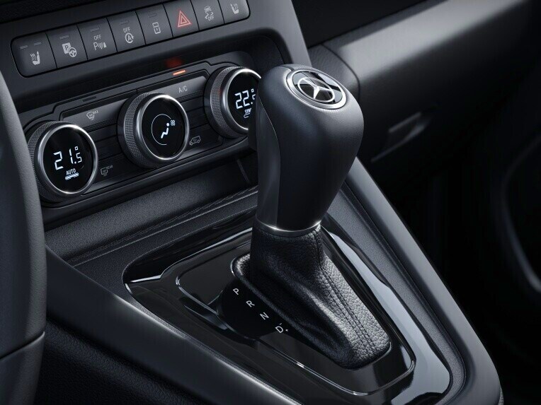 Keuzehendel voor zeventraps transmissie in de Mercedes-Benz Citan Gesloten Bestelwagen.