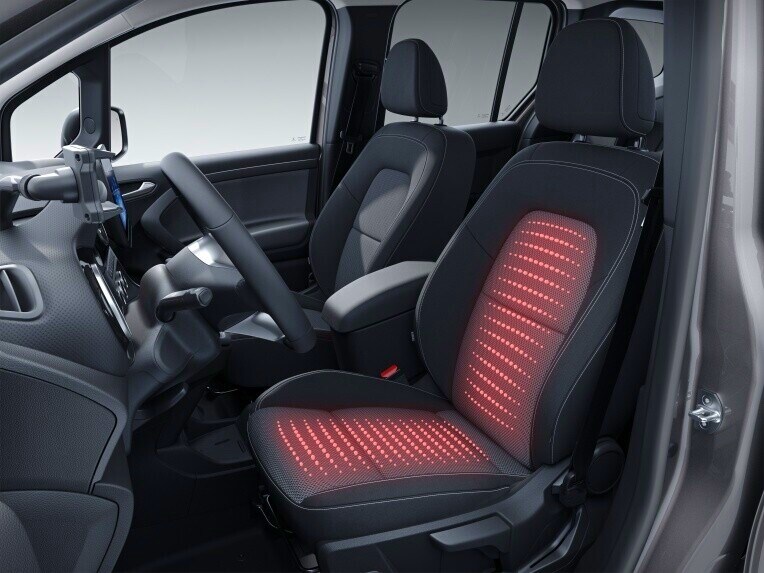 Stoelverwarming voor de bestuurdersstoel in de Mercedes-Benz Citan Gesloten Bestelwagen.