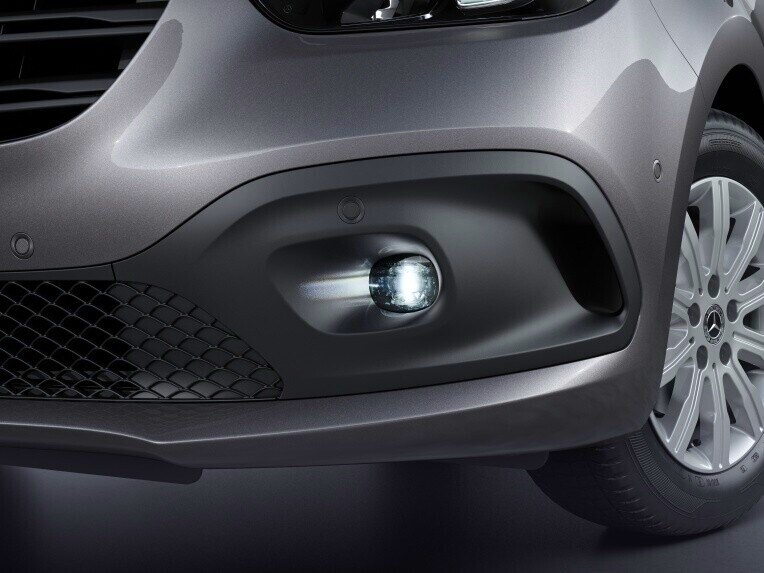 Led-mistlampen van het licht- en zichtpakket van de Mercedes-Benz Citan Gesloten Bestelwagen.