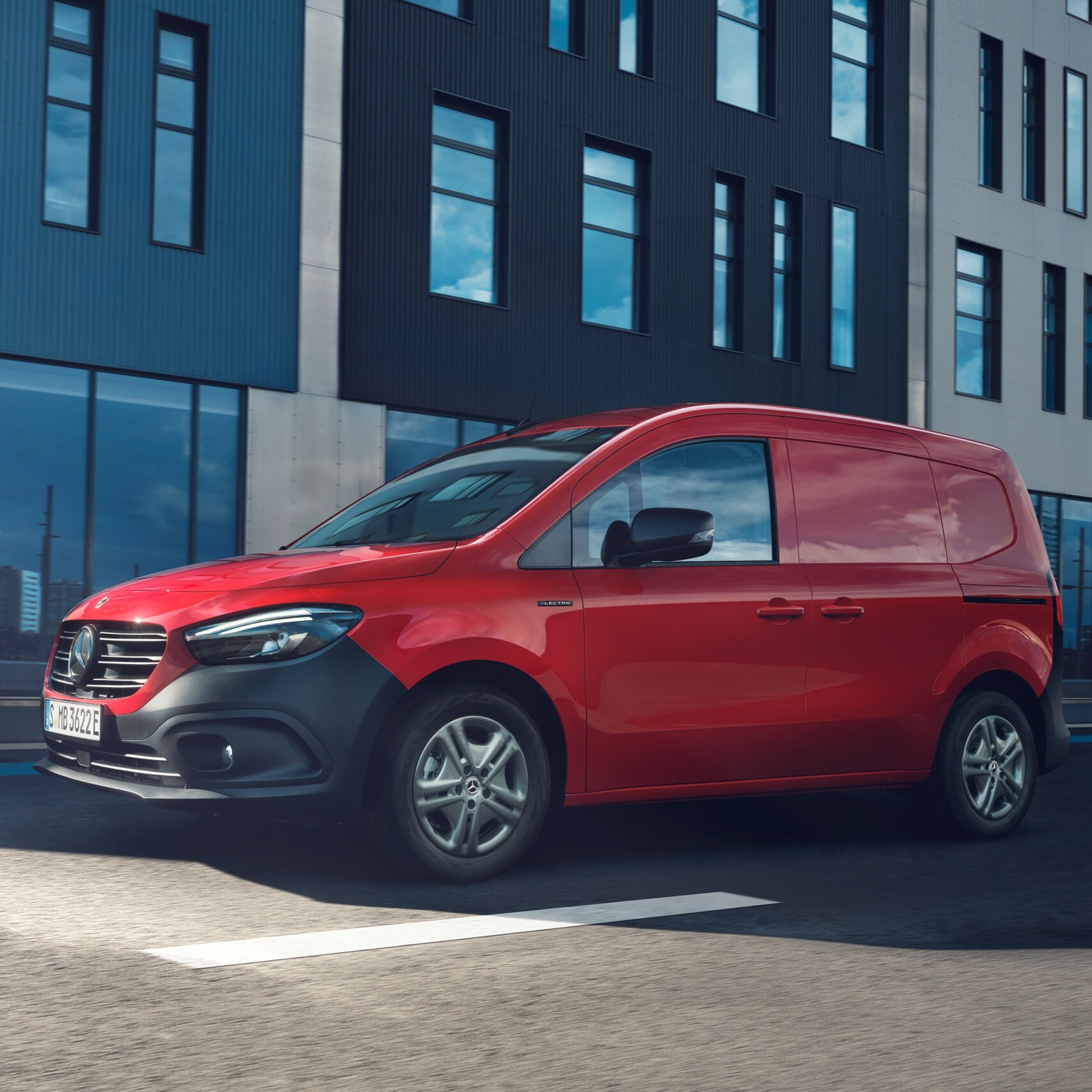 De Mercedes-Benz eCitan Gesloten Bestelwagen in actie.