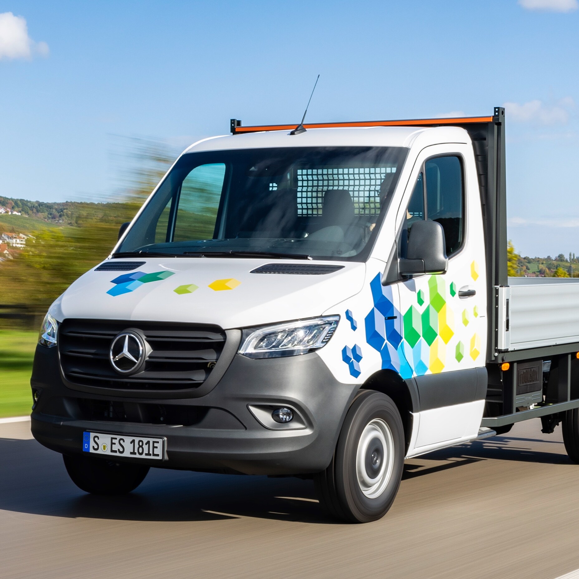 Stem de nieuwe eSprinter precies op uw bedrijf en inzetdoeleinde af.