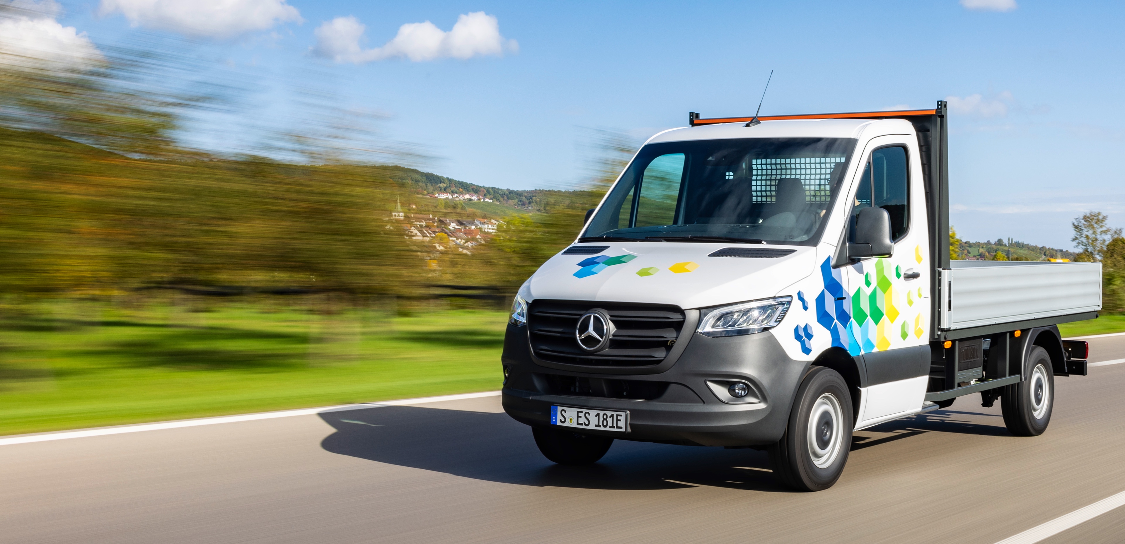 eSprinter Chassiscabine | Mercedes-Benz Bestelwagens Stem de nieuwe eSprinter precies op uw bedrijf en inzetdoeleinde af.