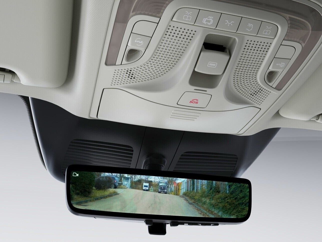 Digitale binnenspiegel in de Mercedes-Benz Vito.
