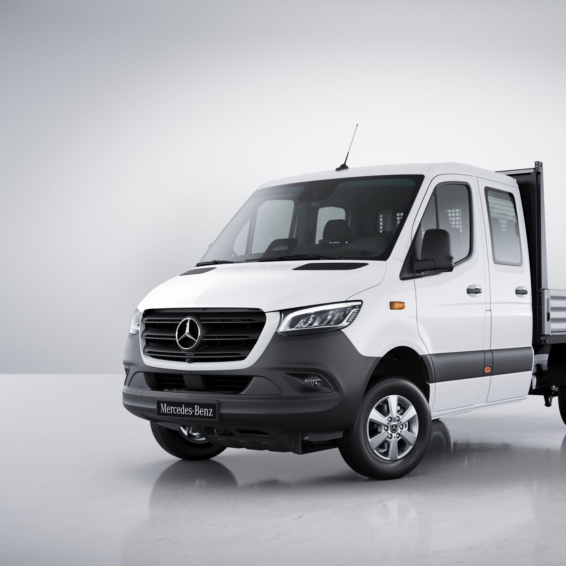 De Mercedes-Benz Sprinter Chassiscabine.