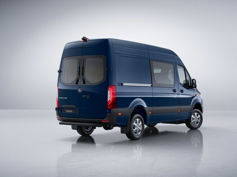 Le Mercedes-Benz Sprinter Fourgon avec transmission intégrale 4x4 avec Torque-on-Demand.