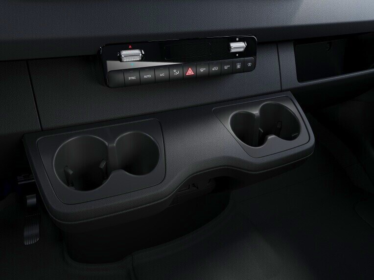 Les éléments de commande du chauffage additionnel électrique à air chaud du Mercedes-Benz Sprinter Tourer.