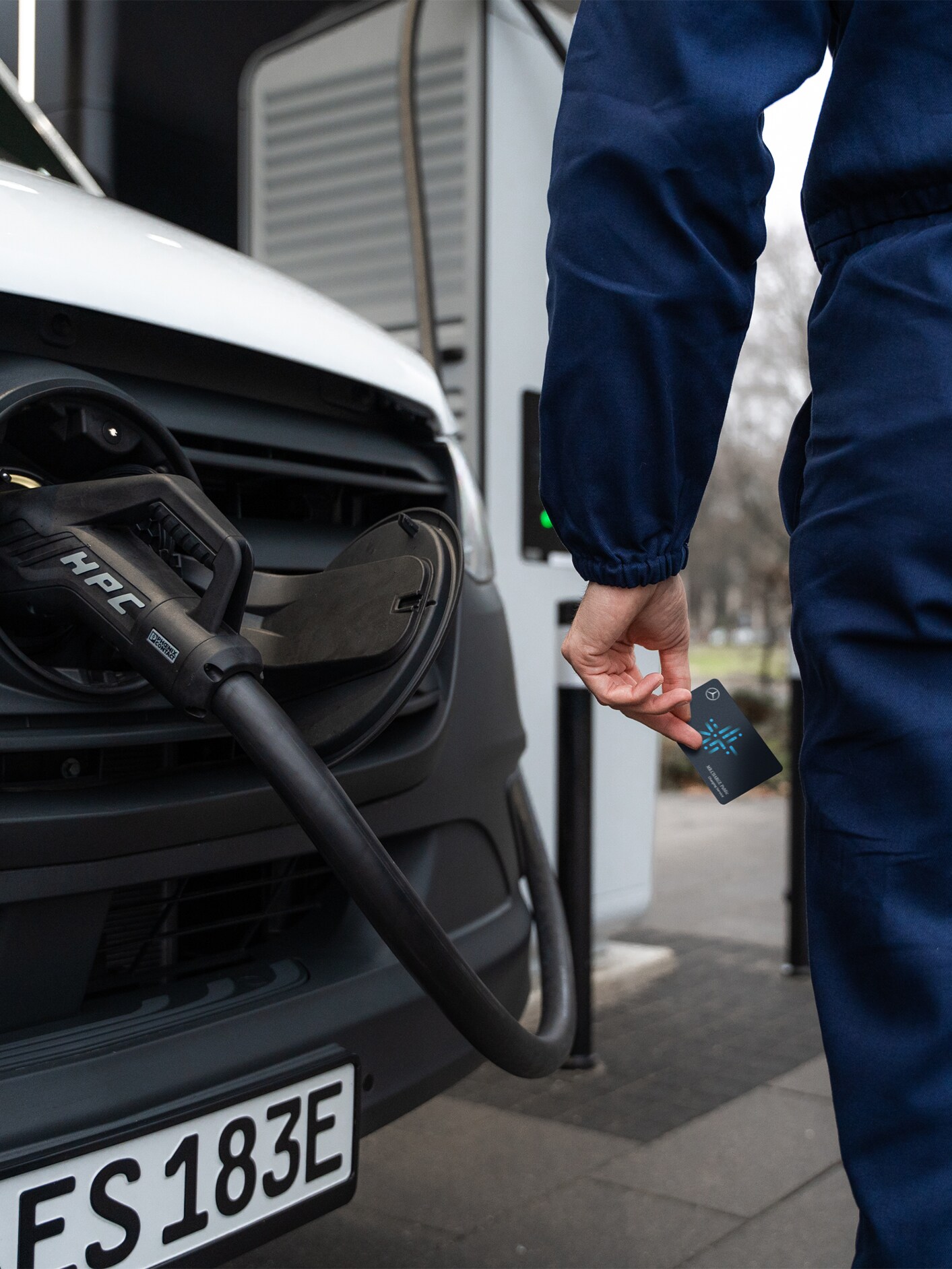 MB.CHARGE Public de Mercedes-Benz.