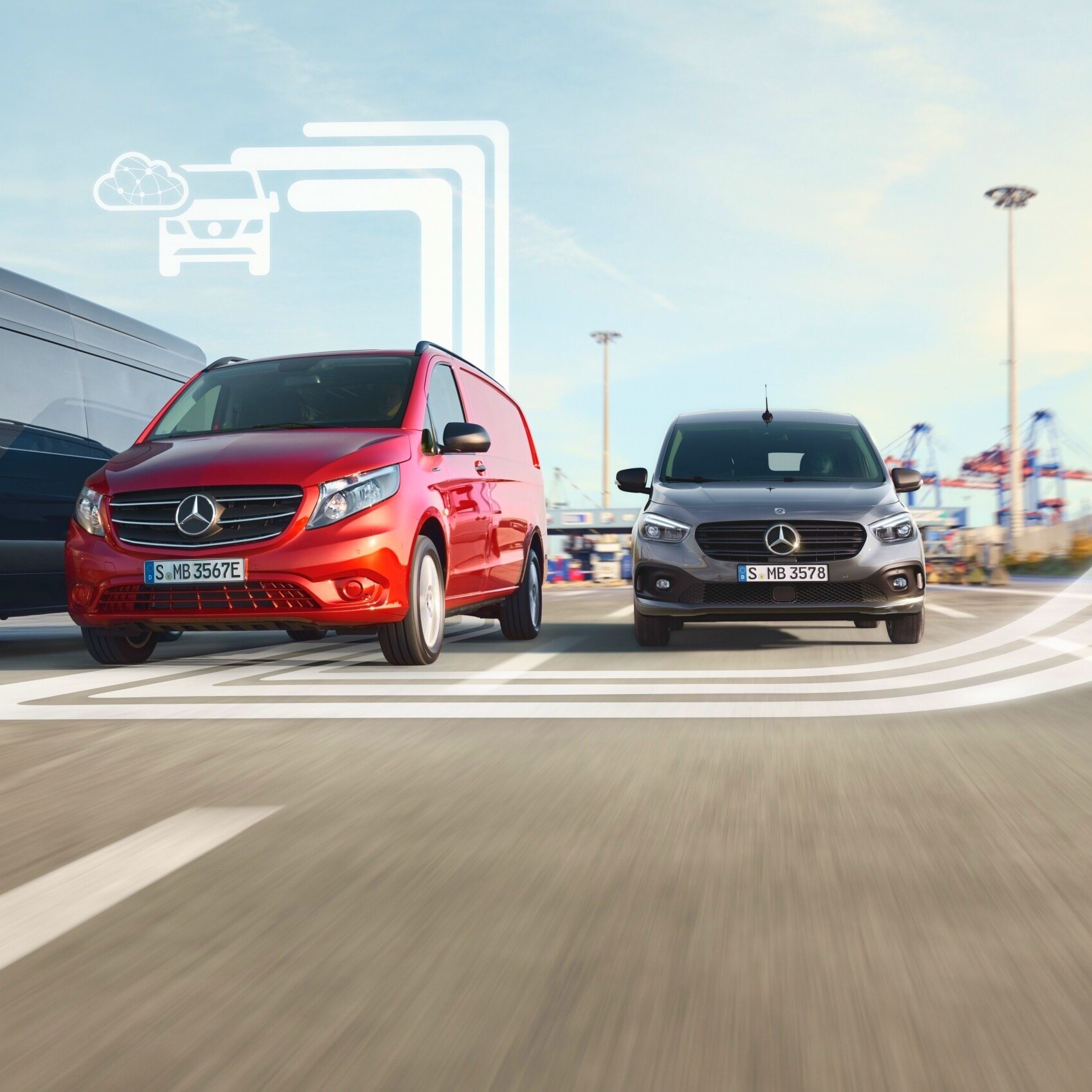 Ontdek de digitale productwereld voor uw Mercedes-Benz Bestelwagens.